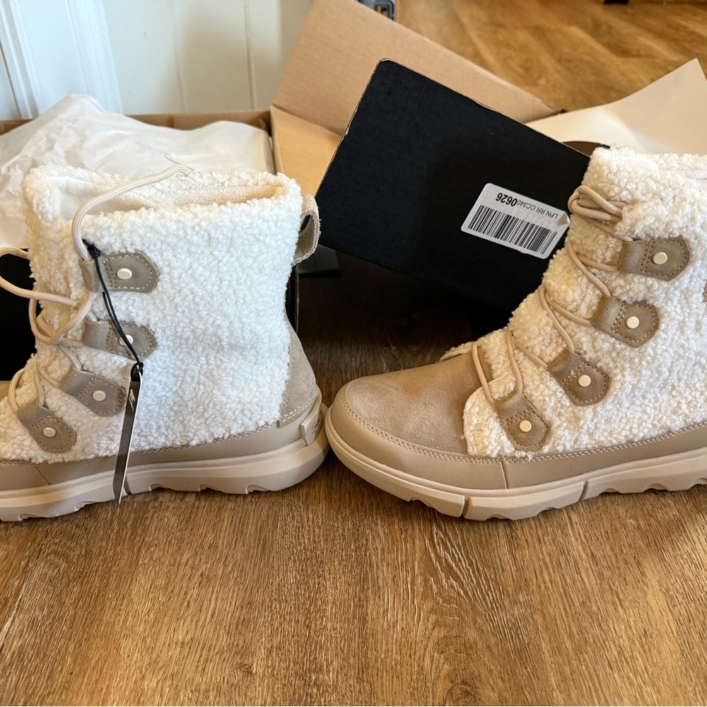 Sorel Winter Boots in Cream and Tan - Picture 3 of 6